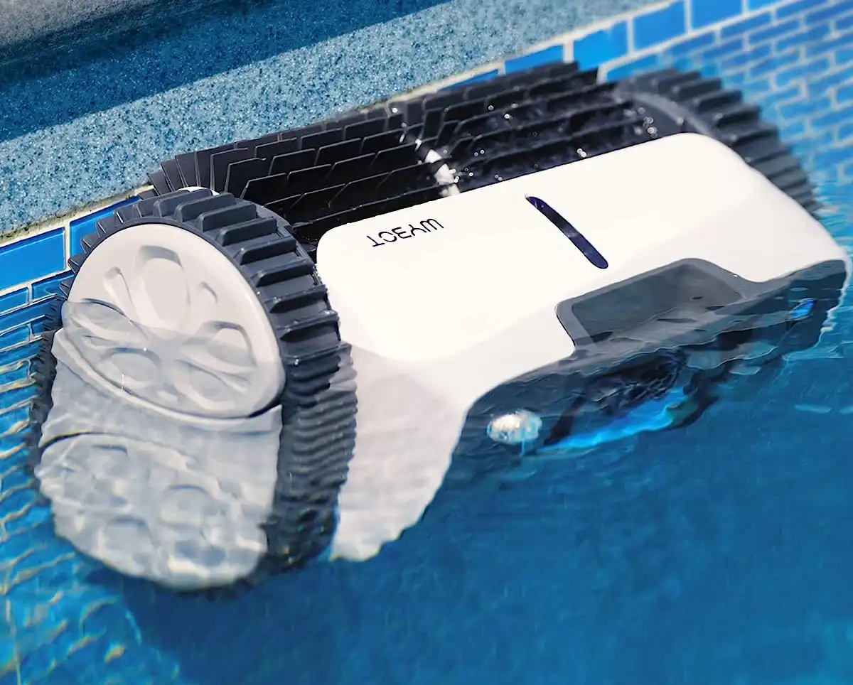 Robot limpieza piscinas